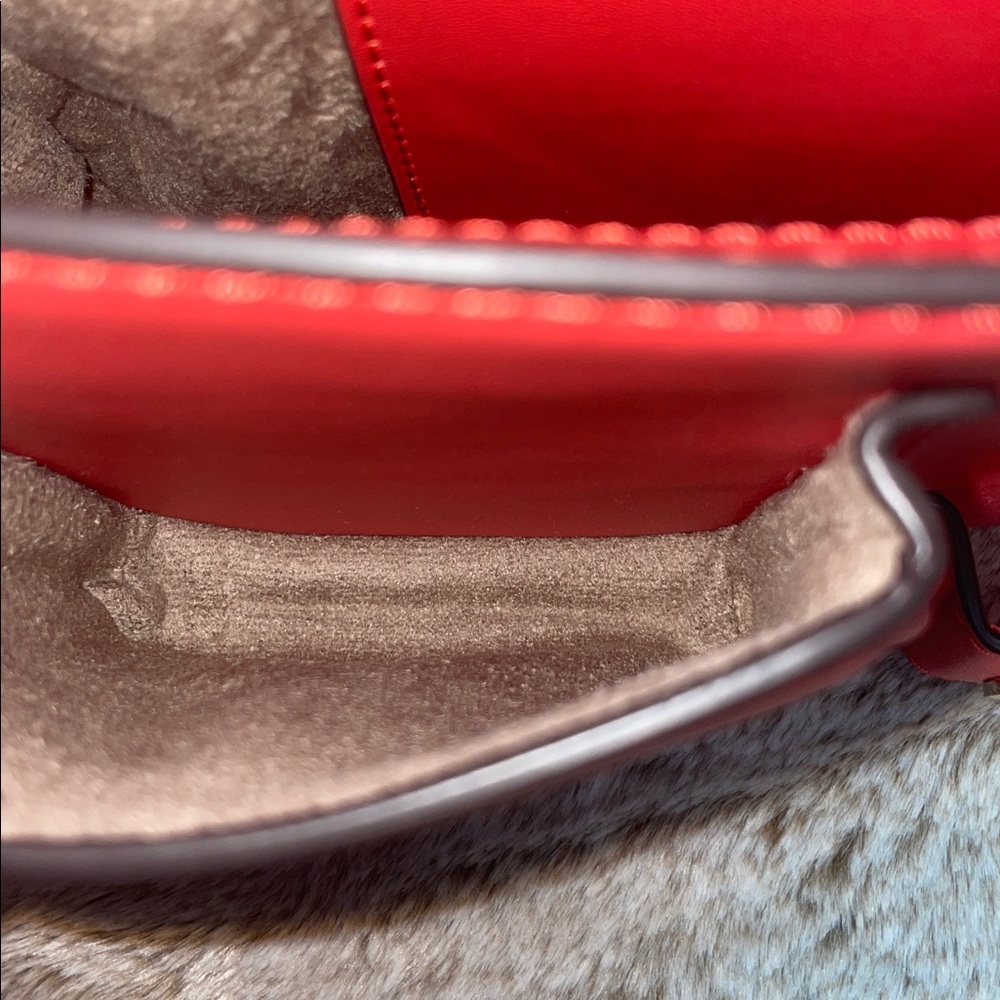 Michael Kors ‘Colby’ Medium Shoulder Bag - Picture 10 of 14